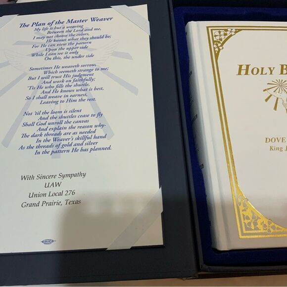 HOLY BIBLE The Comfort Edition King James Version with Bible Hard Box Case - Picture 4 of 6